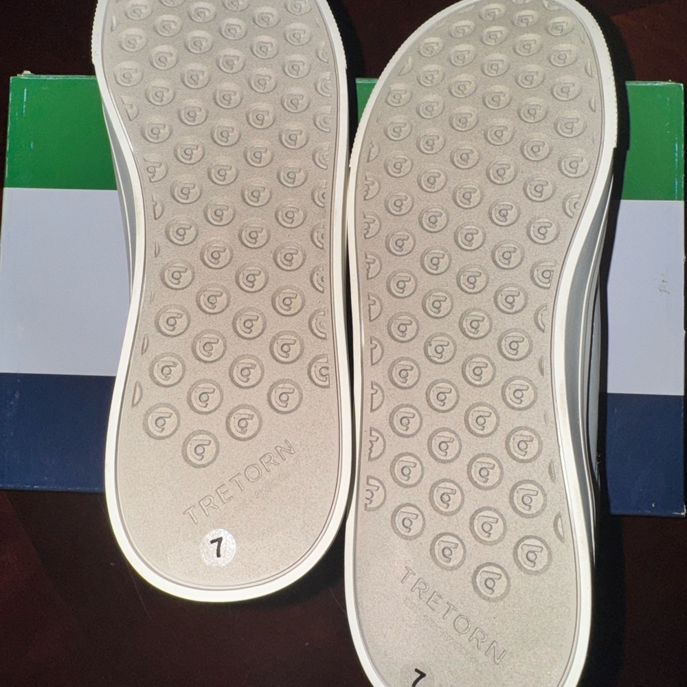 Tretorn White and Gray Sneakers - Picture 6 of 6